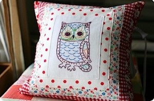 sometimescrafter-owl-pillow.jpg