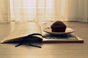 Sweet Surprise Book with Muffin